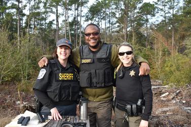 3 officers on gun range